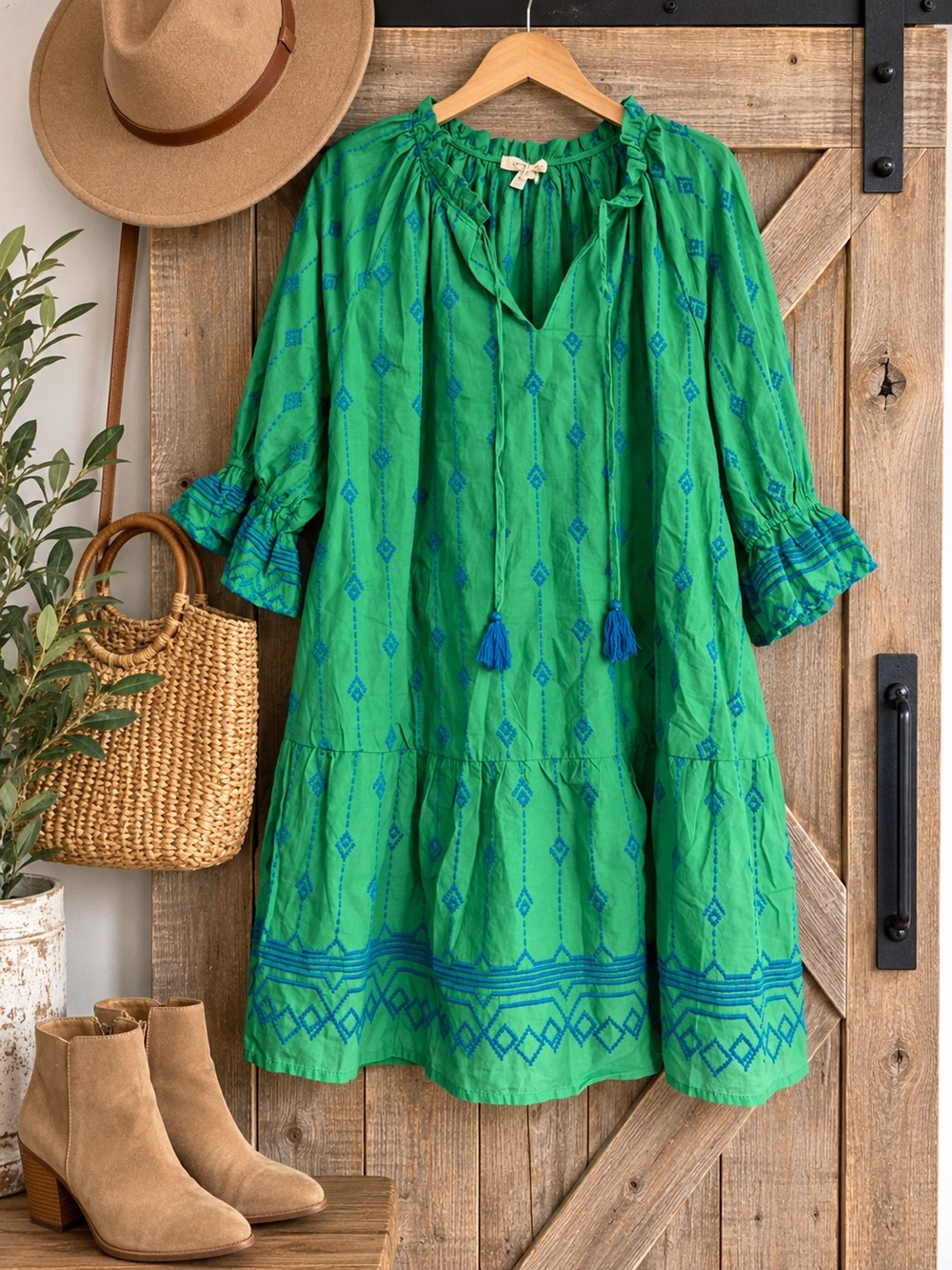 Umgee Green Boho Embroidered Long Sleeve Tunic Dress